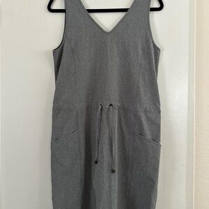 Kyodan Gray Drawstring V‑Neck Sleeveless Midi Dress